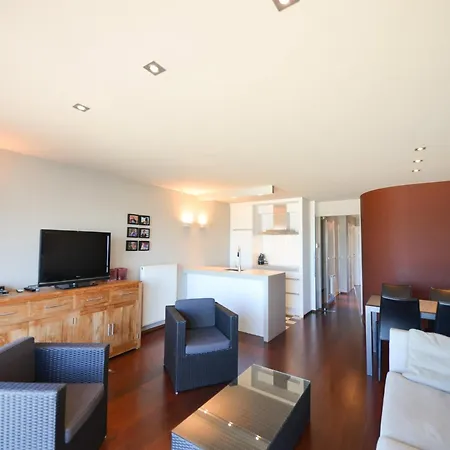 Apartman Stylish With Balcony, Sea Views Oostduinkerke